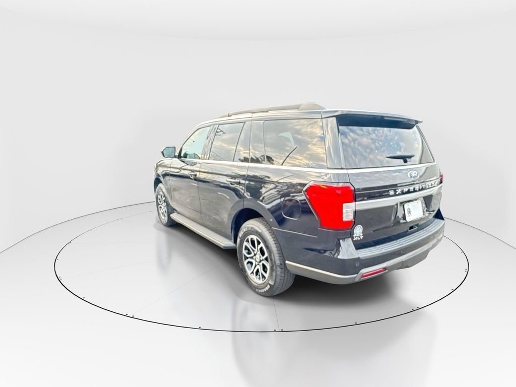 Used 2022 Ford Expedition XLT image 6