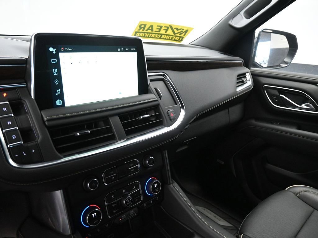Used 2024 Chevrolet Suburban Premier image 26