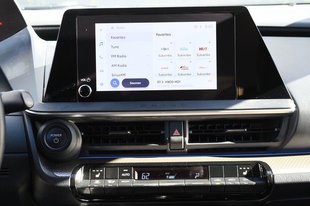 Certified 2024 Toyota Prius XLE image 19