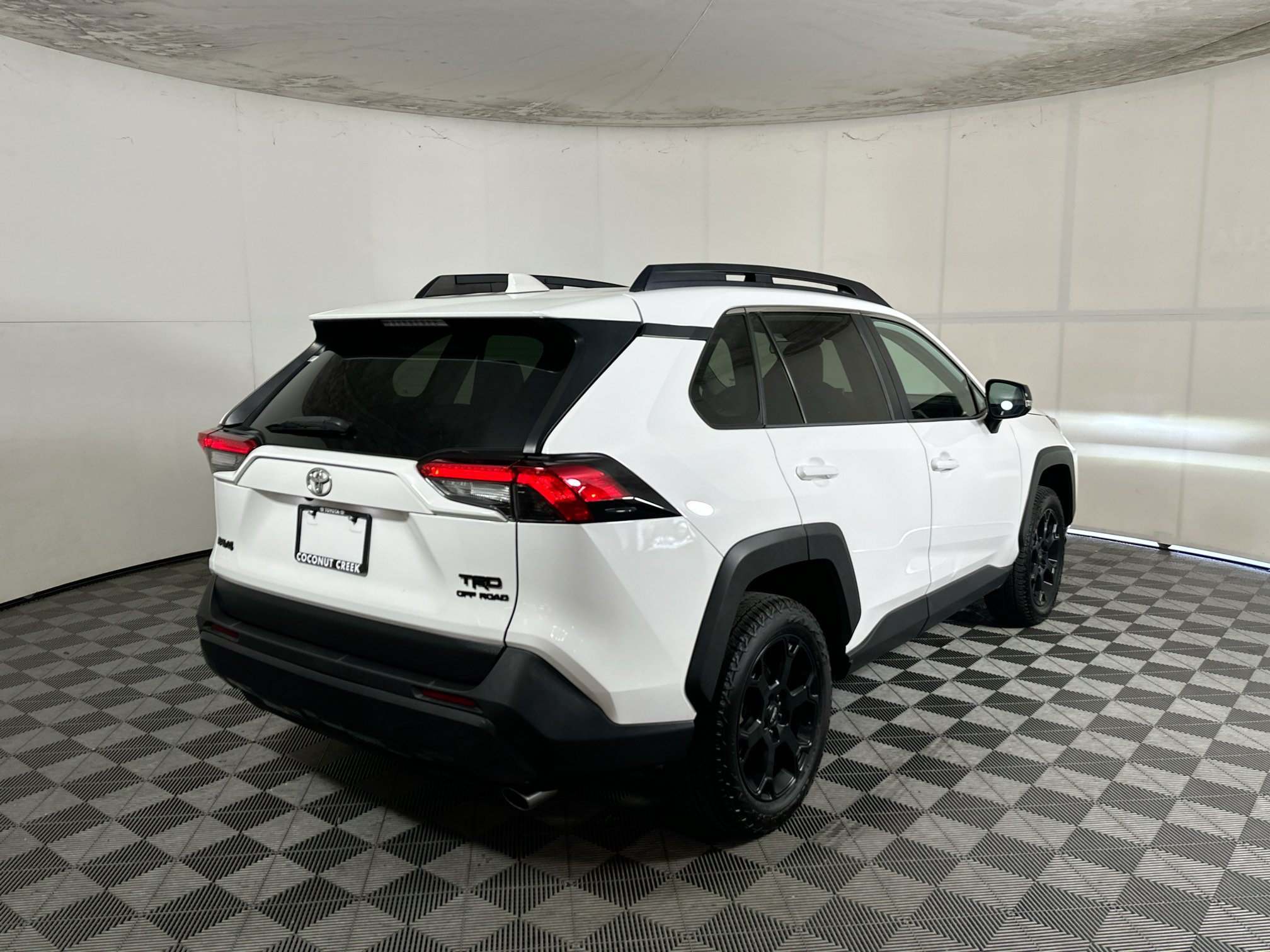 Used 2020 Toyota RAV4 TRD Off-Road w/ TRD Off-Road Weather Package AWD/4WD image 3