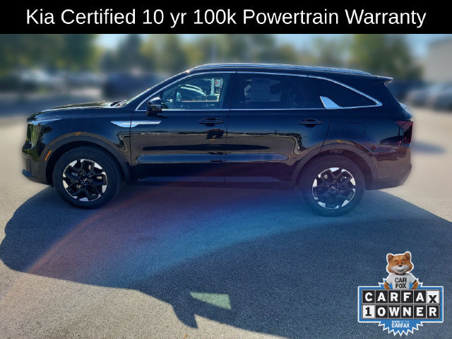 Certified 2024 Kia Sorento S w/ Panoramic Sunroof Package AWD/4WD image 2