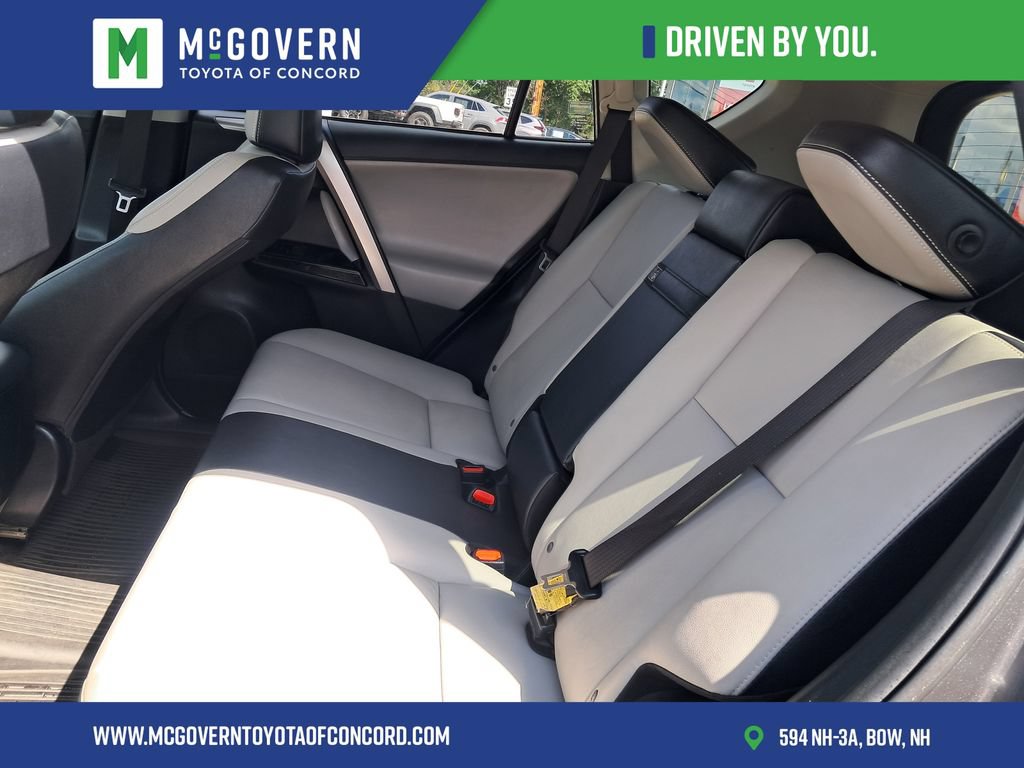 Used 2017 Toyota RAV4 Limited w/ Carpet Mat Package AWD/4WD image 18