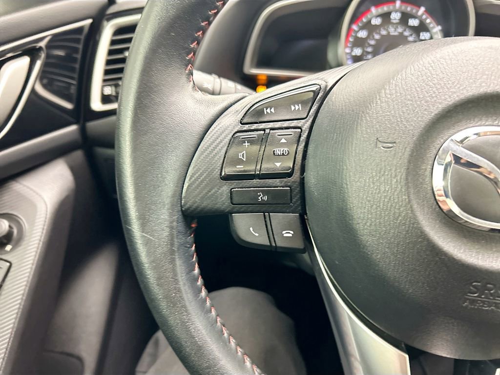Used 2016 MAZDA MAZDA3 i Touring image 11