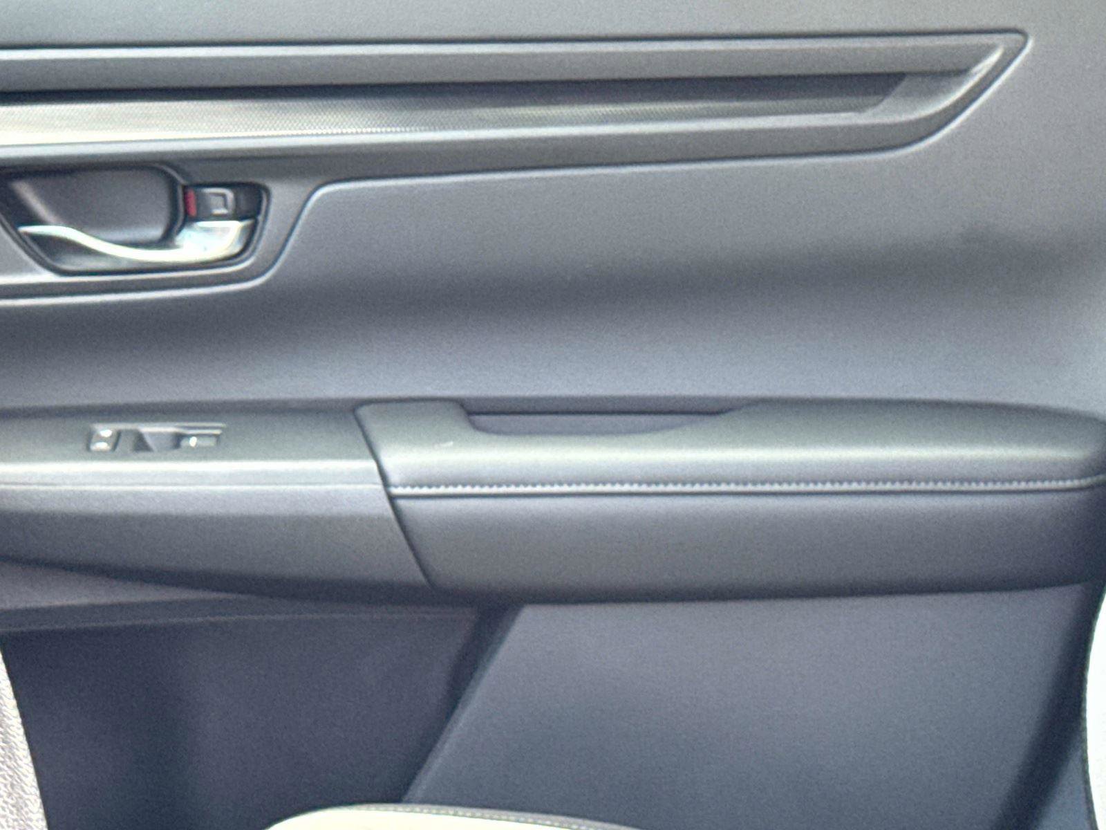 Certified 2025 Honda CR-V EX image 21