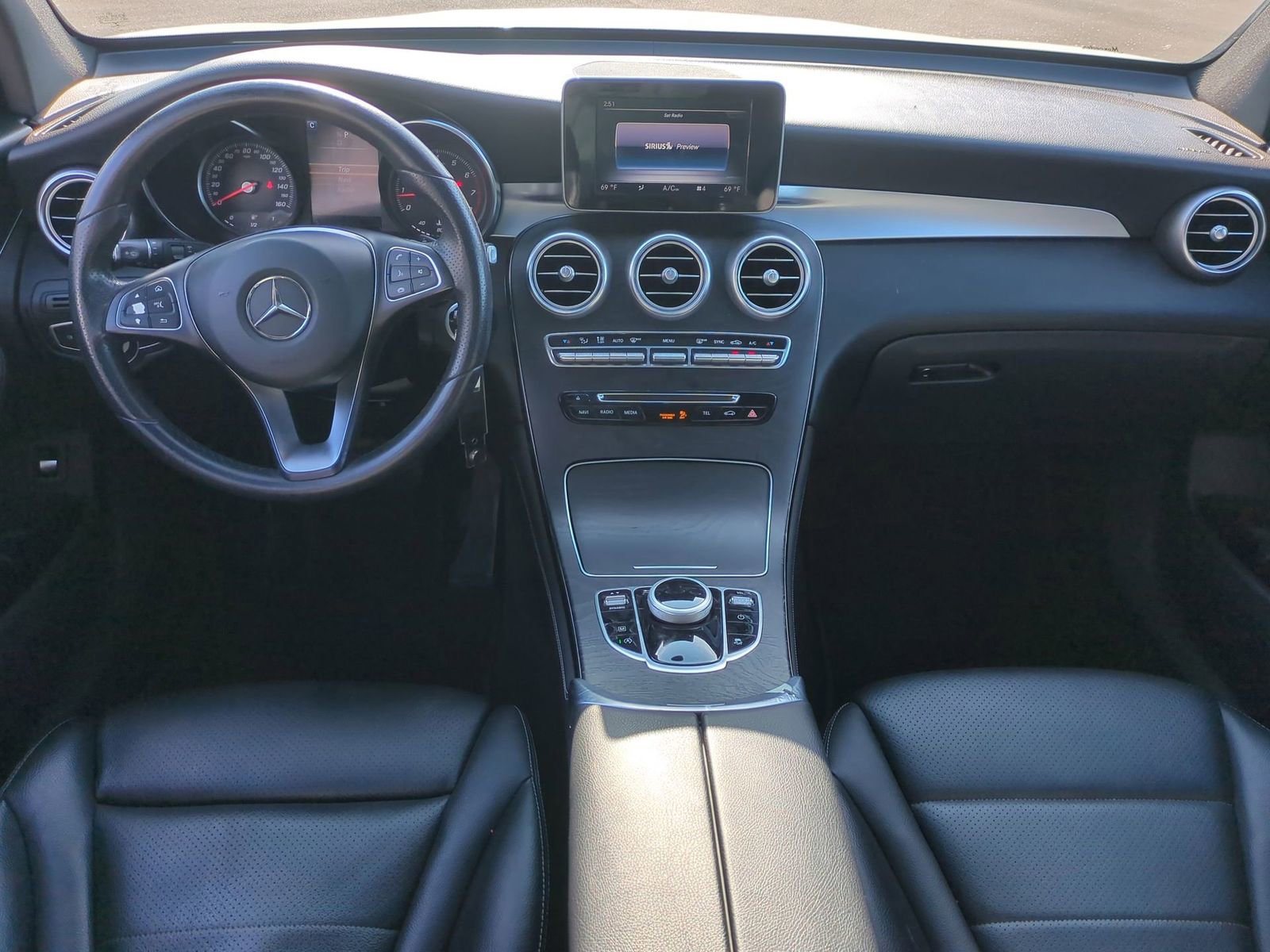 Used 2017 Mercedes-Benz GLC 300 image 17