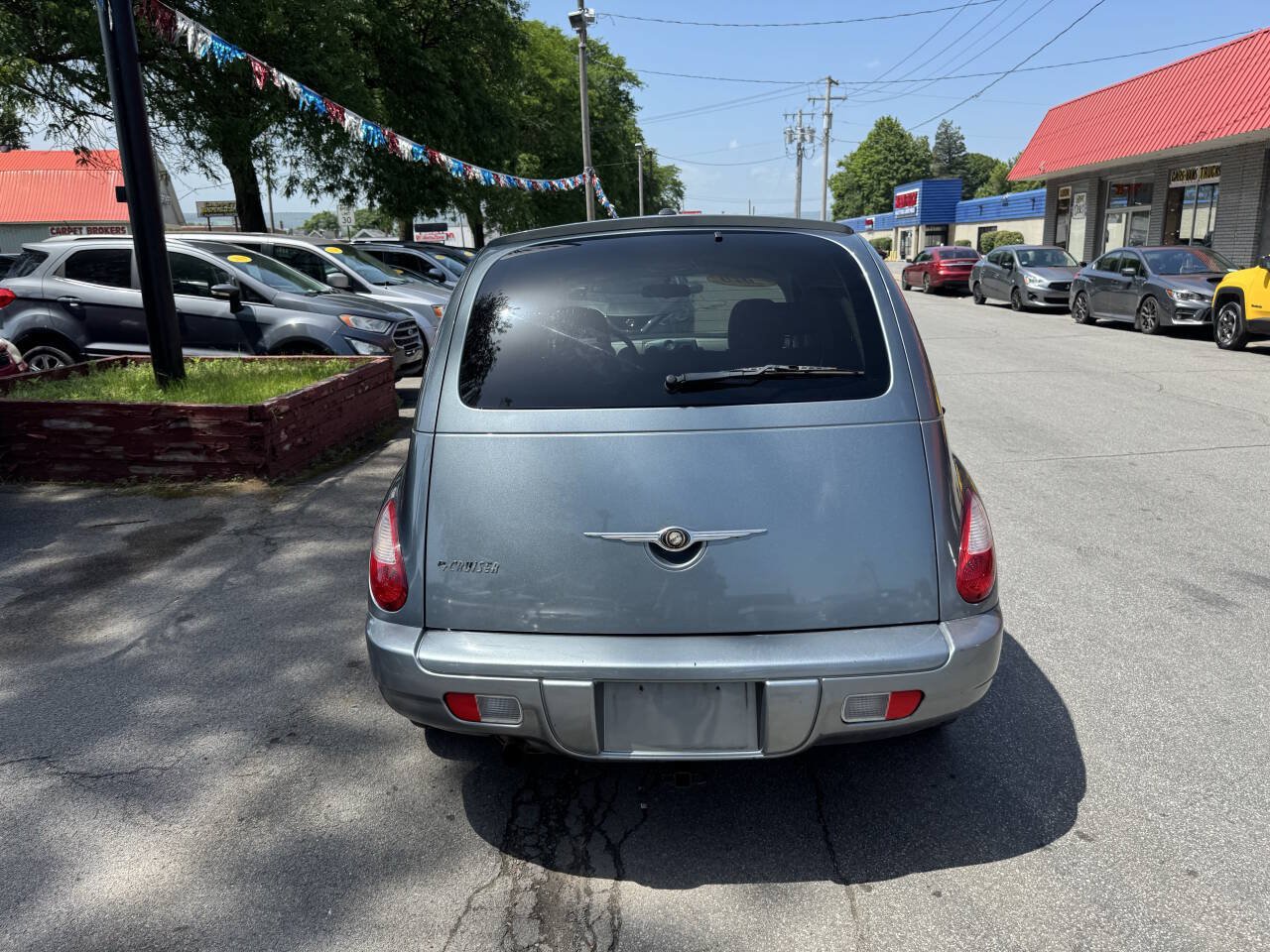 Used 2010 Chrysler PT Cruiser w/ Convenience Group FWD image 4