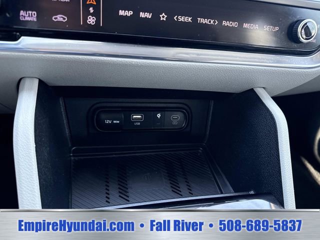 Used 2023 Kia Sportage EX AWD/4WD image 25