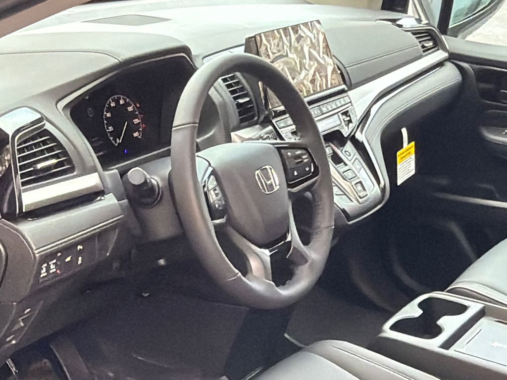 New 2026 Honda Odyssey Touring image 15