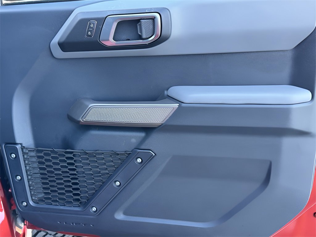 Used 2023 Ford Bronco Black Diamond image 29