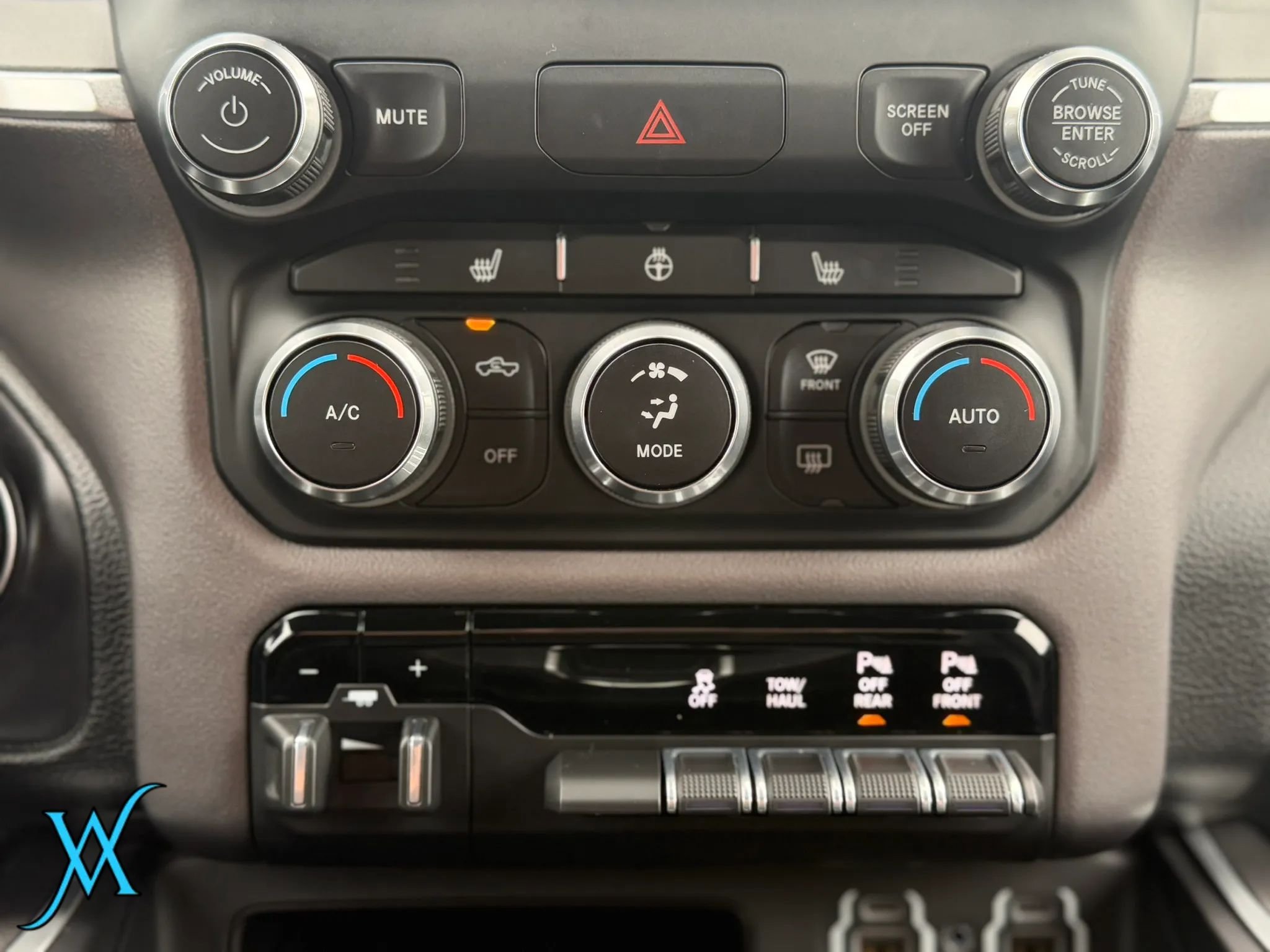 Used 2021 RAM 1500 Big Horn AWD/4WD image 35