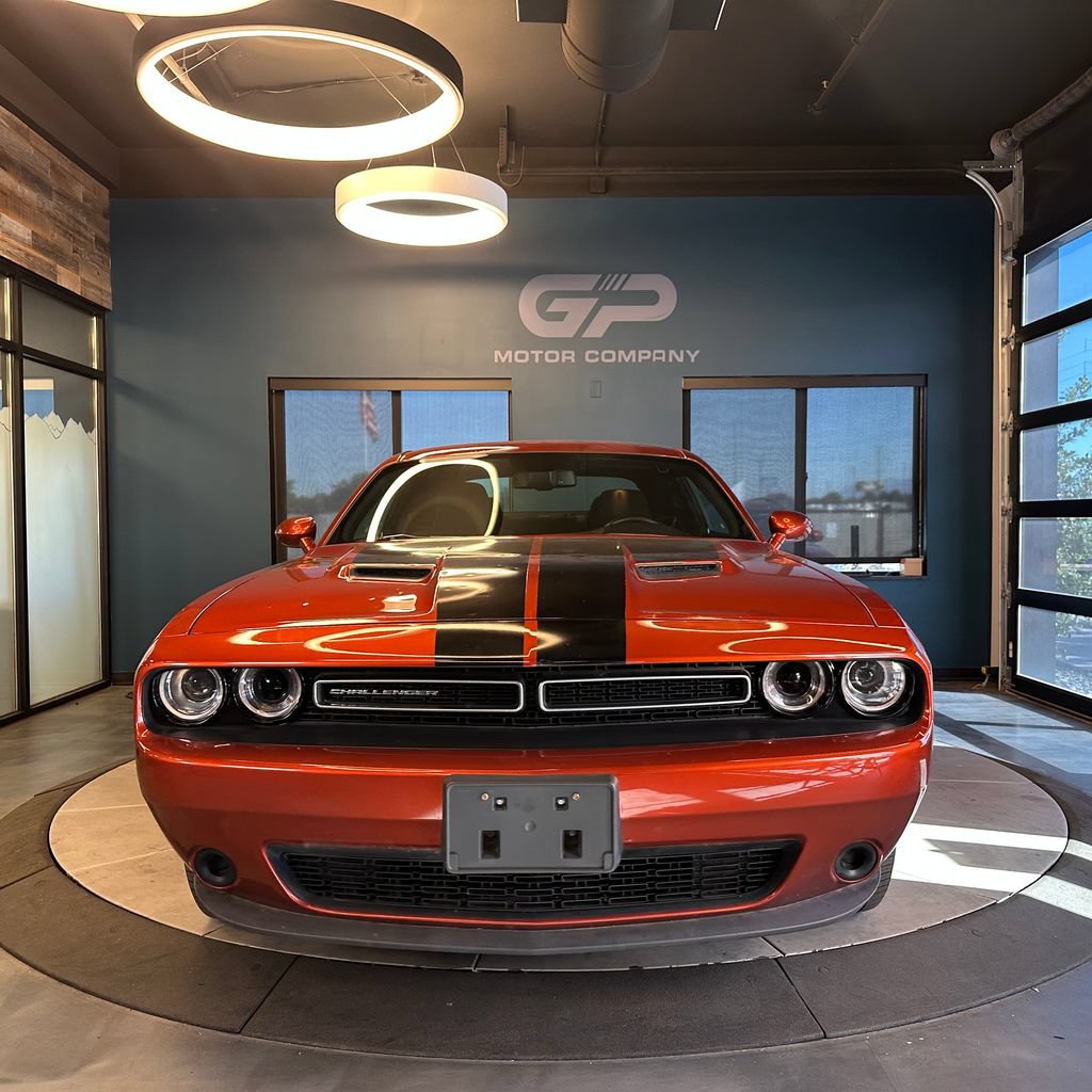 Used 2022 Dodge Challenger SXT AWD/4WD image 8