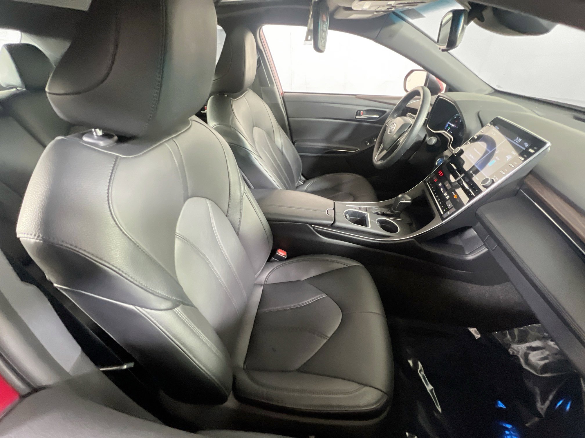 Used 2021 Toyota Avalon XLE image 27