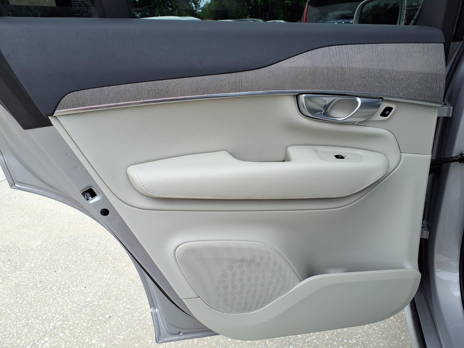 Certified 2023 Volvo XC90 B6 Plus AWD/4WD image 20