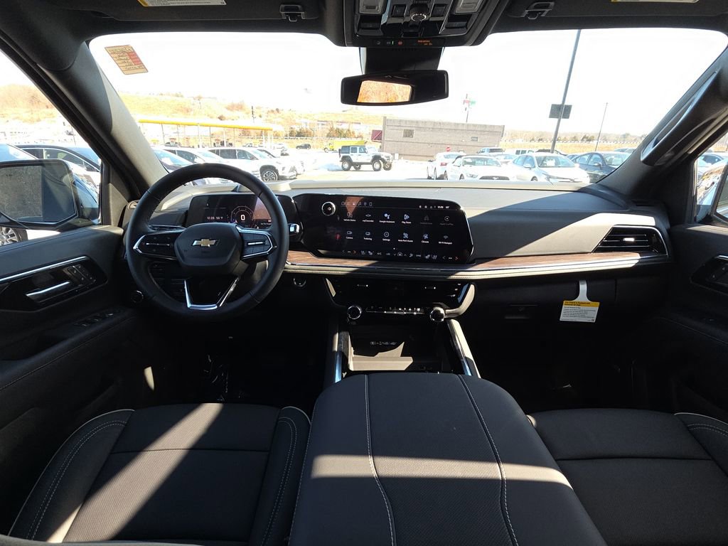 New 2026 Chevrolet Tahoe Premier w/ Sun And Tow Package AWD/4WD image 30