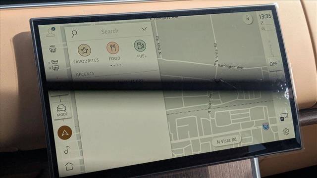 New 2026 Land Rover Range Rover SE image 19