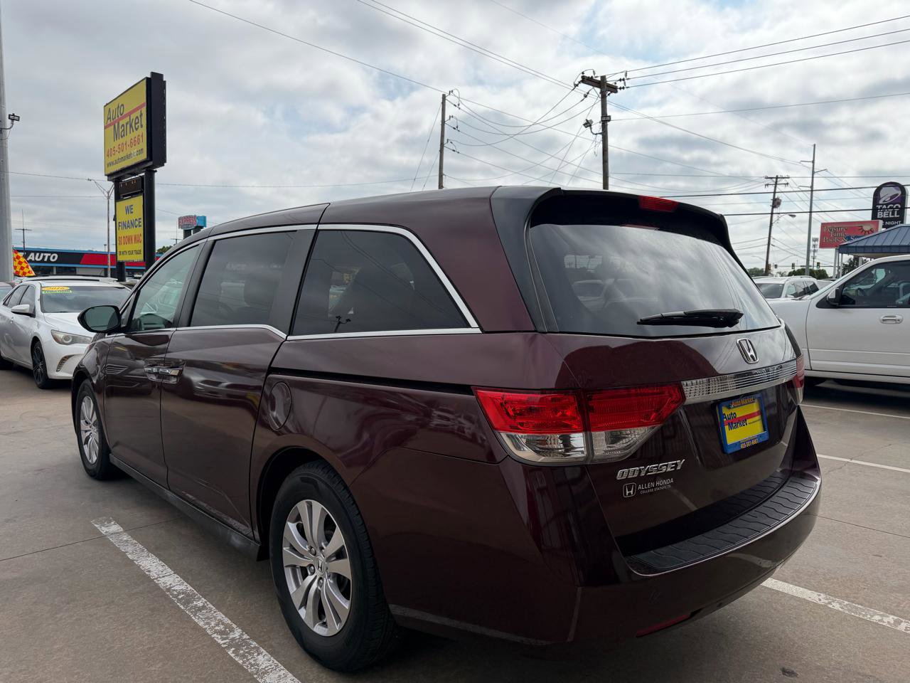 Used 2014 Honda Odyssey EX image 7