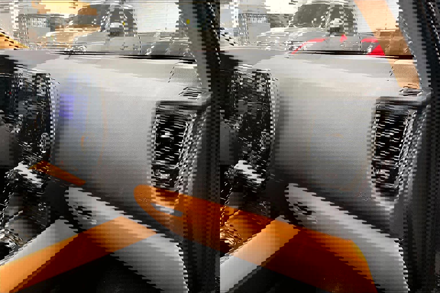 Used 2025 Lexus NX 350h AWD w/ Cold Area Package image 18