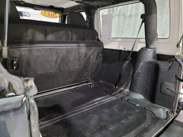 Used 2017 Jeep Wrangler Sport w/ Quick Order Package 23S image 39