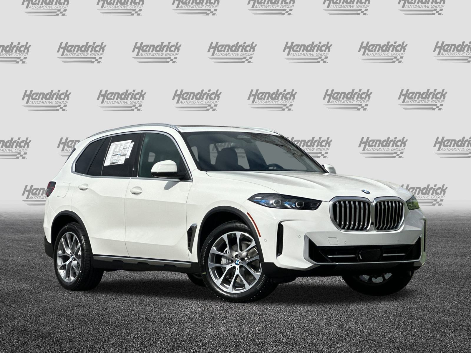 New 2026 BMW X5 xDrive40i w/ Premium Package AWD/4WD image 2
