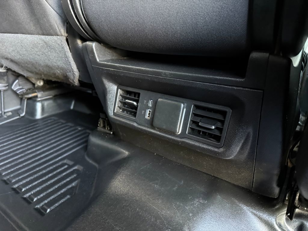 Used 2024 GMC Sierra 3500 SLE image 26