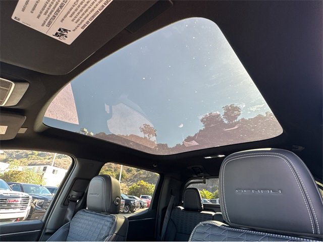 New 2025 GMC Sierra EV Denali image 7