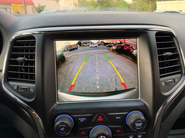 Used 2017 Jeep Grand Cherokee Altitude image 20