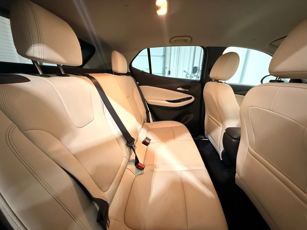 Used 2024 Buick Encore GX Sport Touring image 29