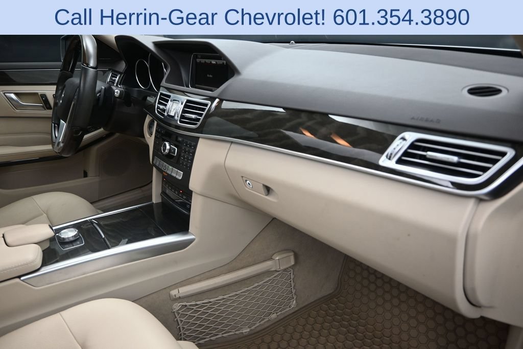 Used 2015 Mercedes-Benz E 350 Sedan image 24