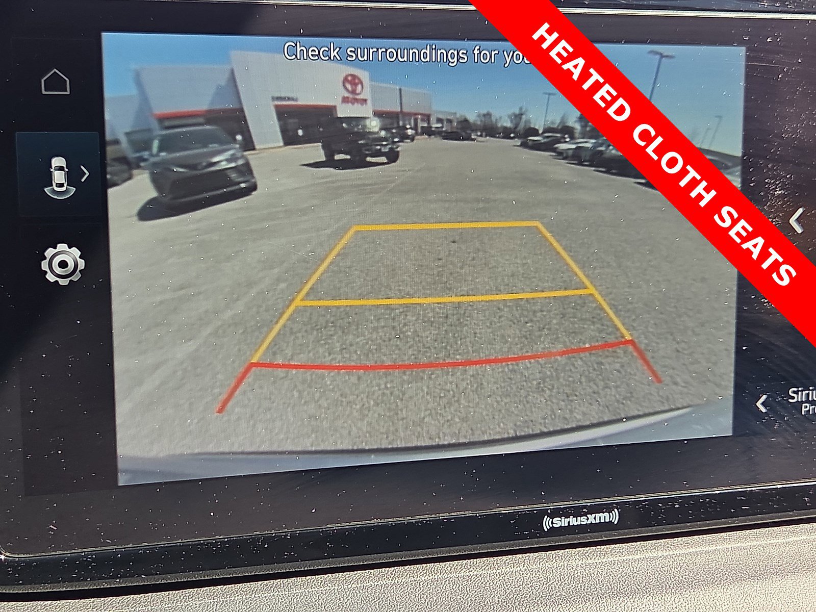 Used 2023 Hyundai Santa Fe SEL w/ Cargo Package image 18