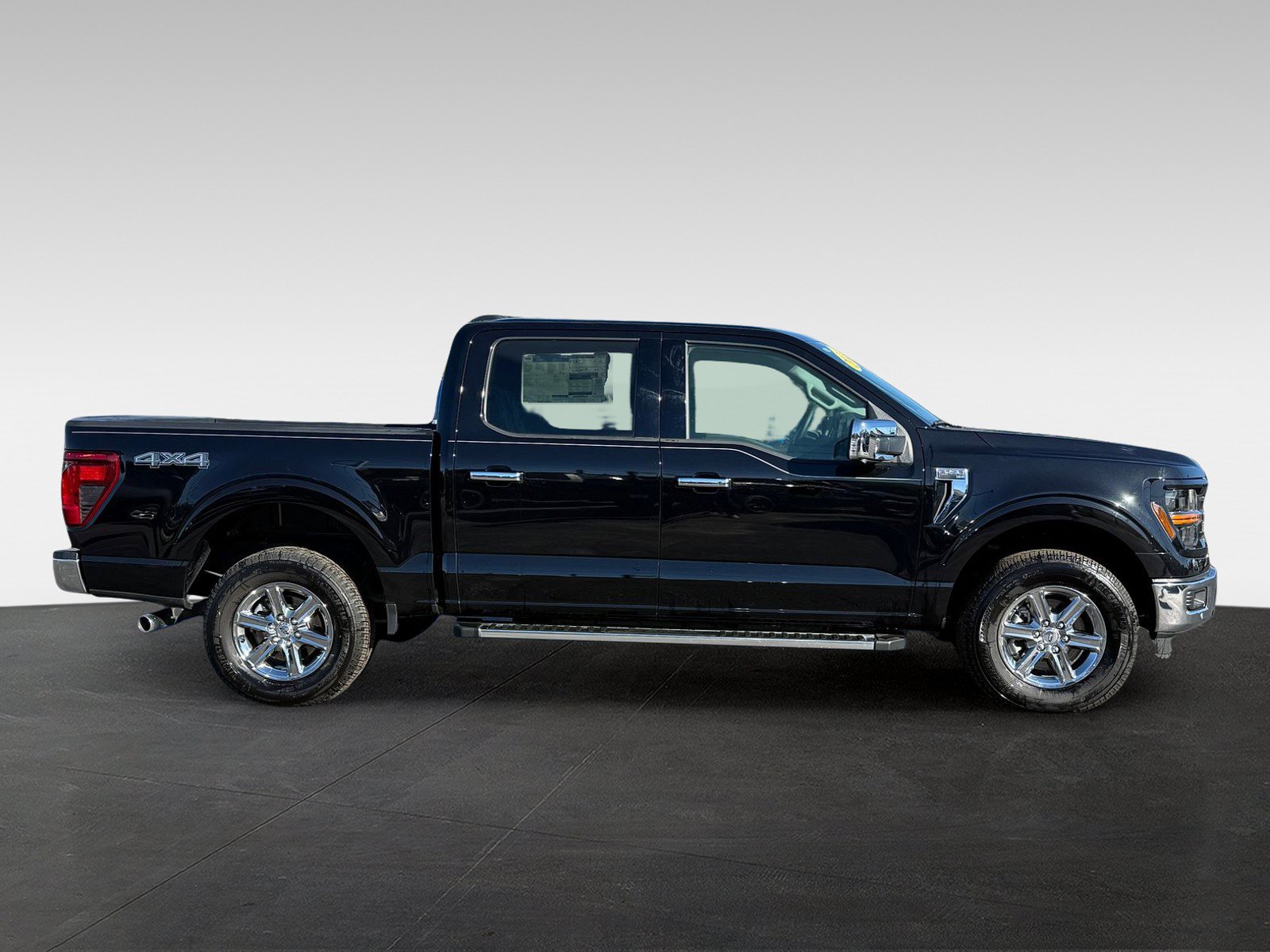 Used 2024 Ford F150 XLT w/ Equipment Group 302A MID AWD/4WD image 4