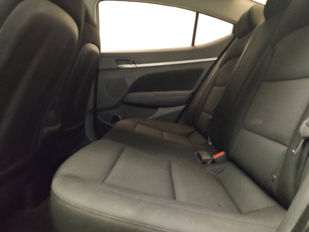 Used 2019 Hyundai Elantra SEL w/ Cargo Package FWD image 18
