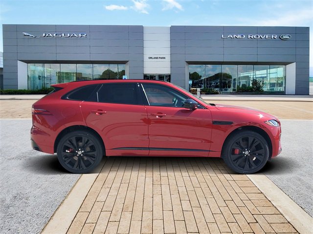 New 2026 Jaguar F-PACE R-Dynamic S image 4