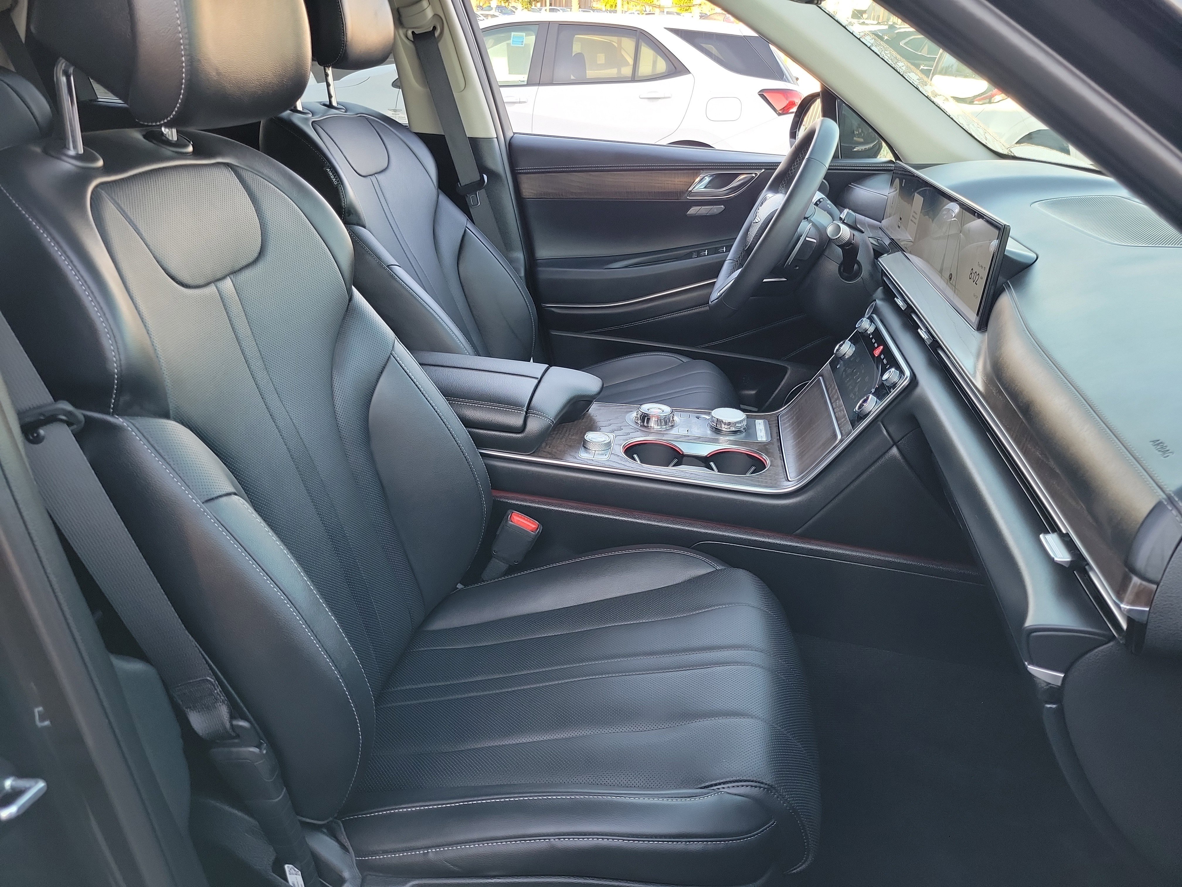 Certified 2025 Genesis GV80 2.5T Advanced image 21