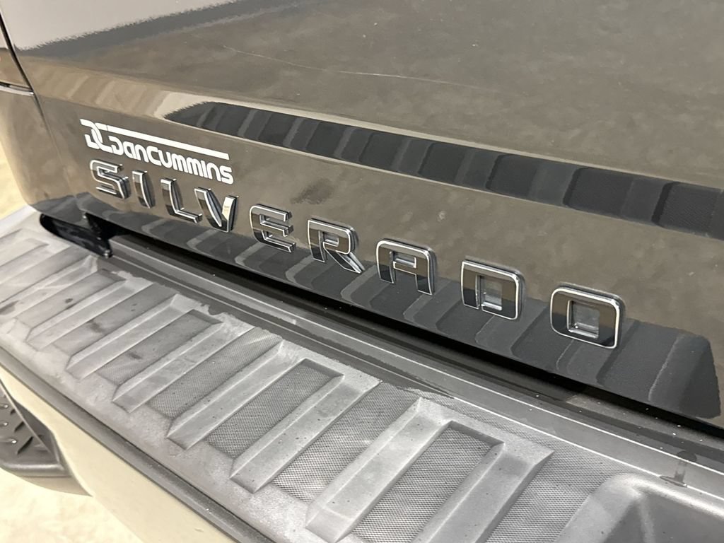 Used 2018 Chevrolet Silverado 1500 LT w/ All Star Edition AWD/4WD image 26