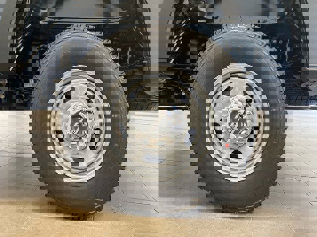 New 2026 Ford F250 XL w/ XL Chrome Package image 29