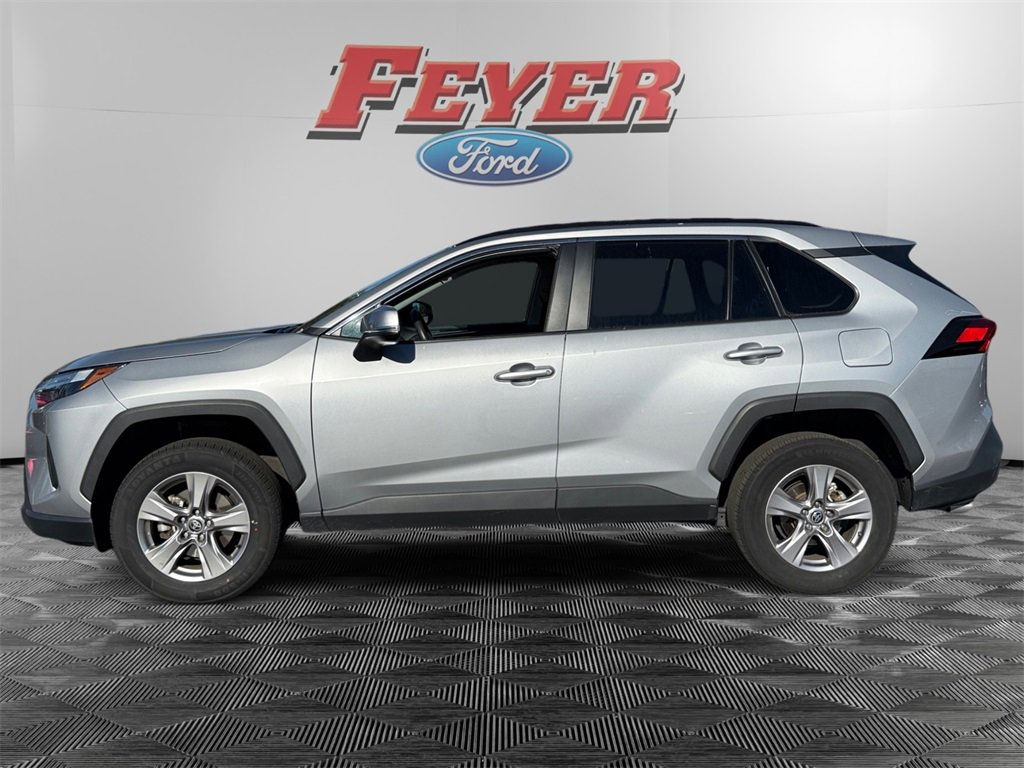 Used 2023 Toyota RAV4 XLE image 2