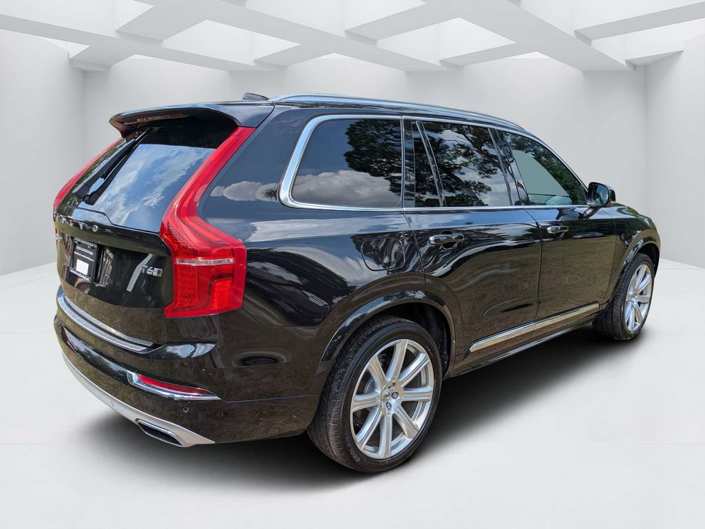 Used 2017 Volvo XC90 T6 Inscription w/ Vision Package AWD/4WD image 3