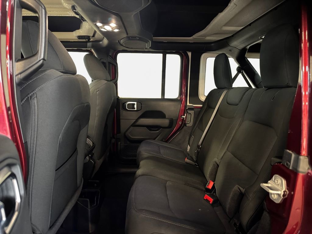 Used 2021 Jeep Wrangler Unlimited Sahara AWD/4WD image 24