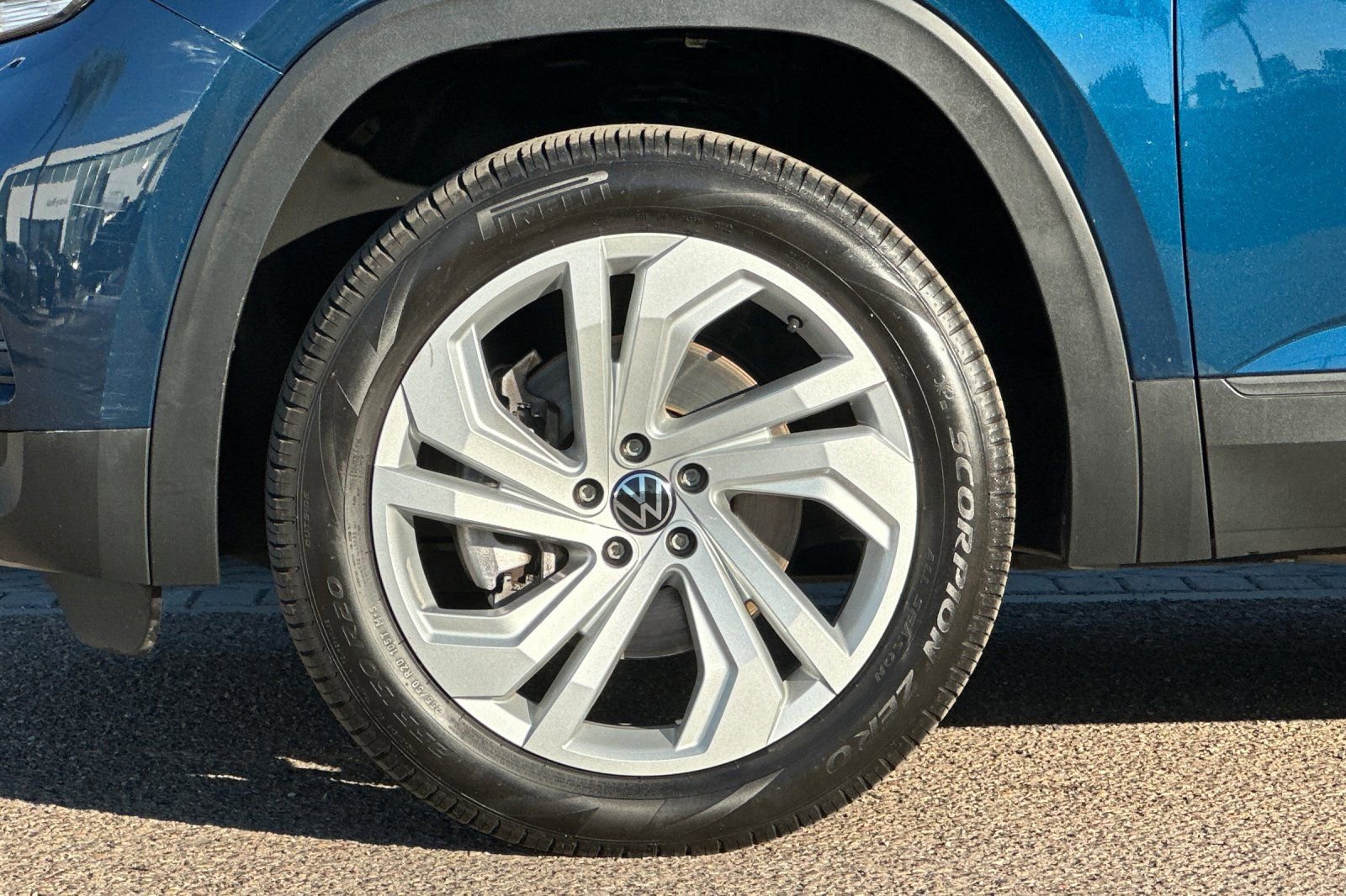 Used 2023 Volkswagen Atlas SE image 26