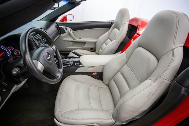Used 2008 Chevrolet Corvette Convertible w/ Preferred Equipment Group image 18