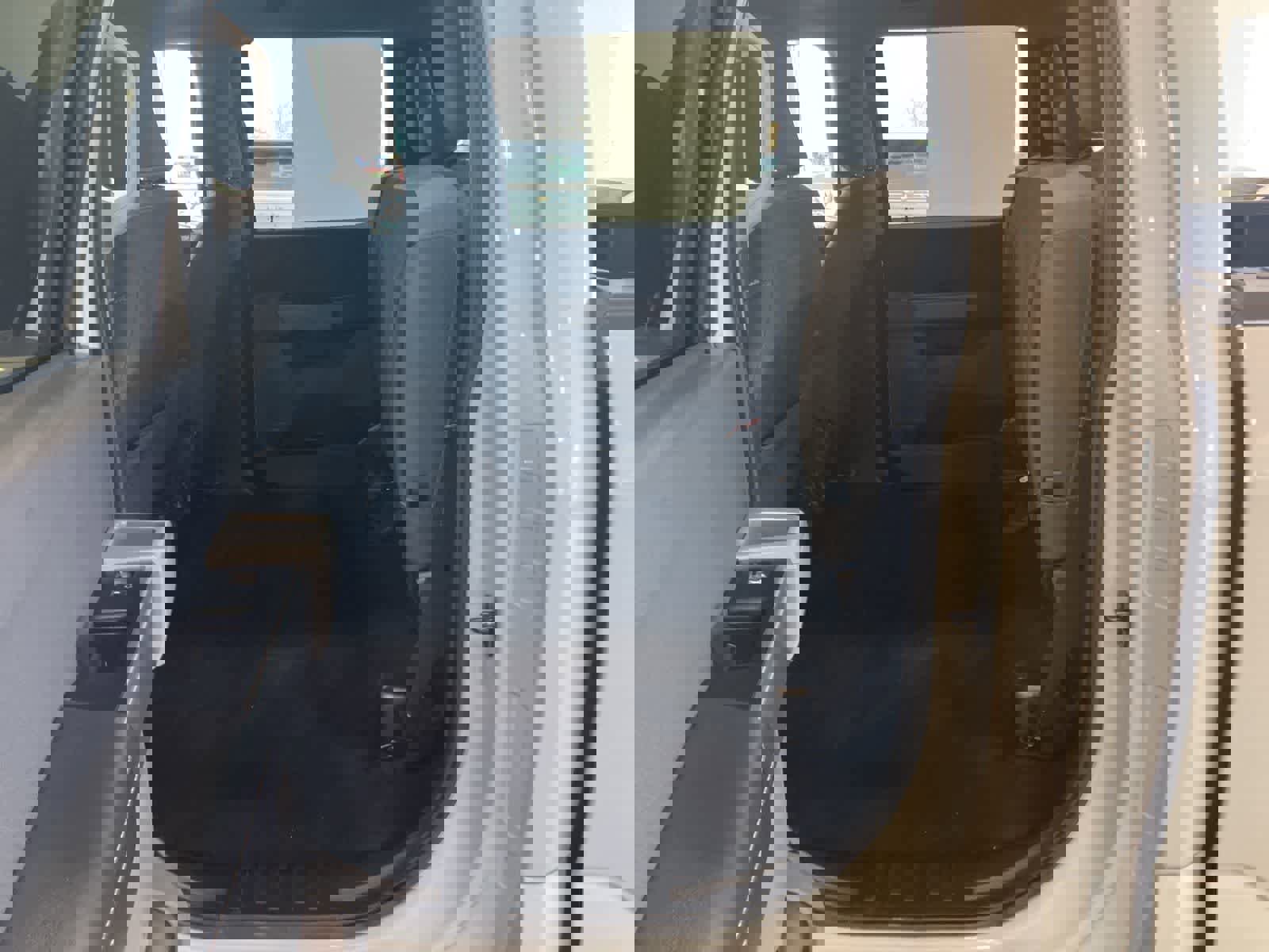 Used 2023 Ford F150 XLT w/ XTR Package image 24