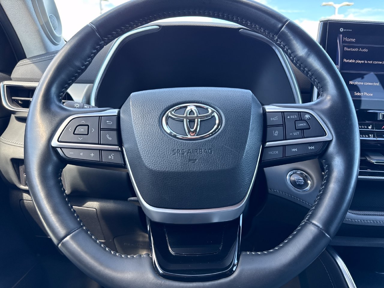Used 2022 Toyota Highlander Platinum AWD/4WD image 20