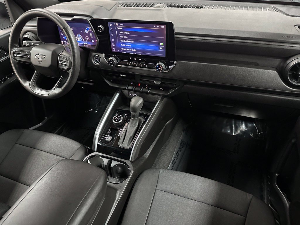 Used 2024 Chevrolet Colorado Trail Boss w/ Advanced Trailering Package AWD/4WD image 12