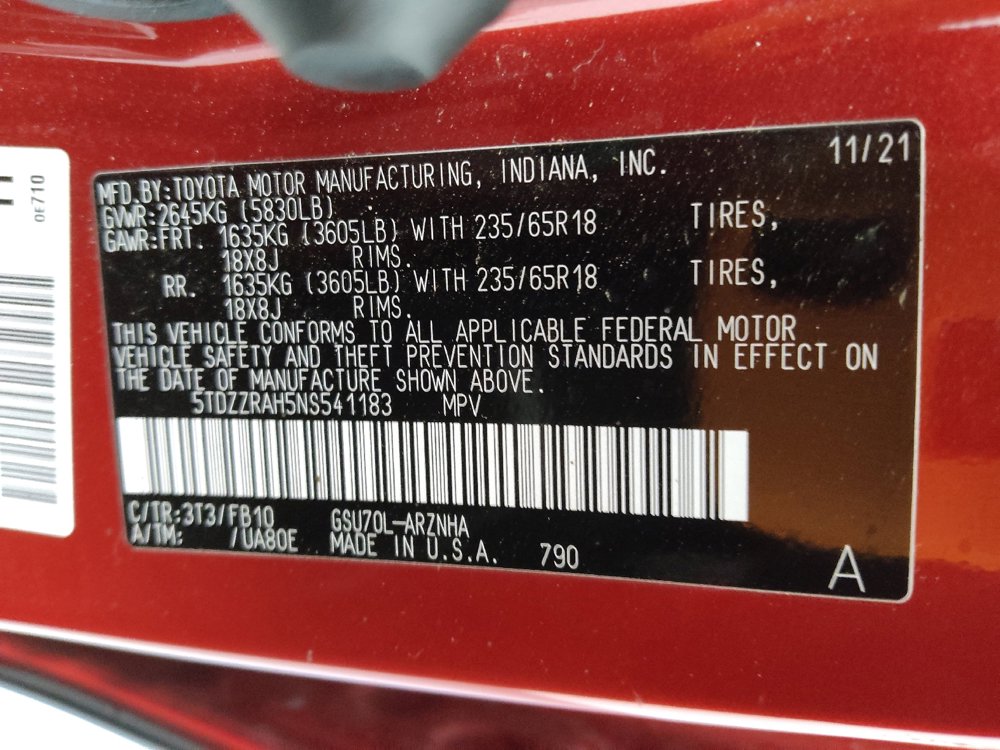 Used 2022 Toyota Highlander LE image 33