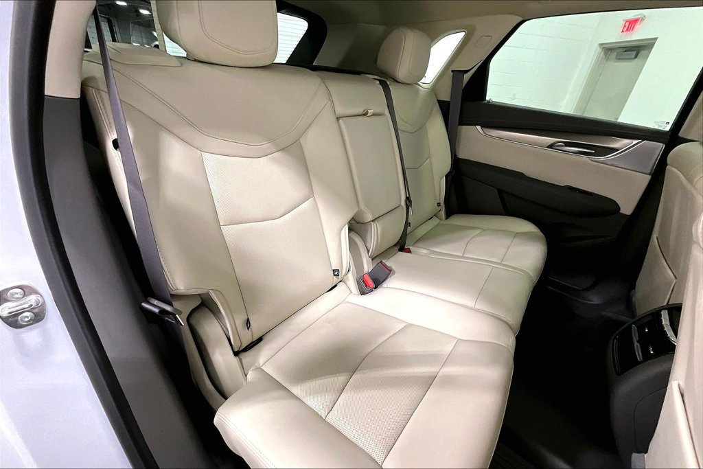 New 2026 Cadillac XT5 Premium Luxury w/ Driver Assist Package FWD image 9