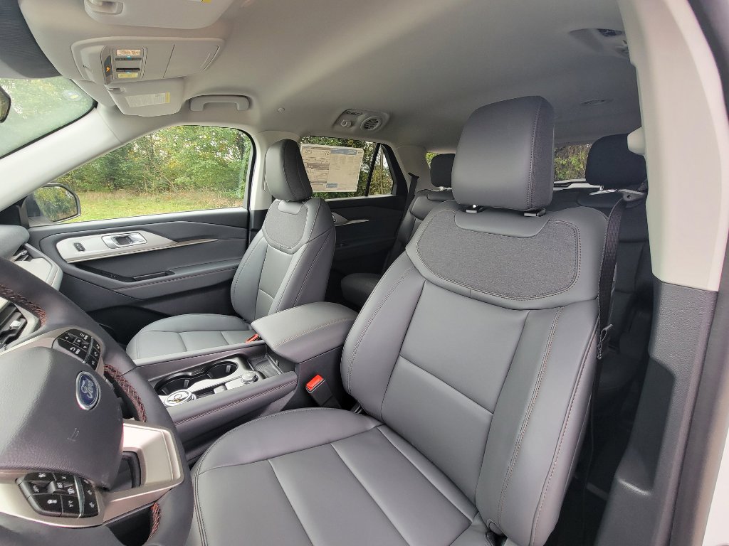 New 2026 Ford Explorer Active image 17