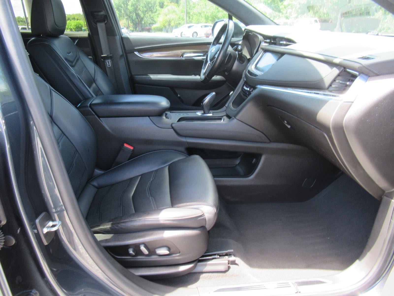 Used 2019 Cadillac XT5 Platinum AWD/4WD image 10