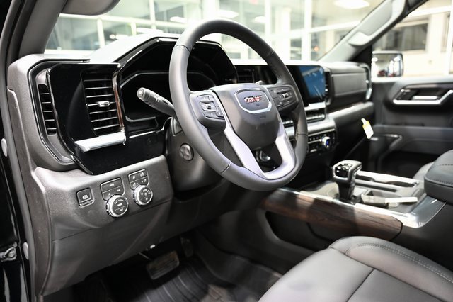 New 2026 GMC Sierra 1500 SLT w/ SLT Premium Plus Package image 22