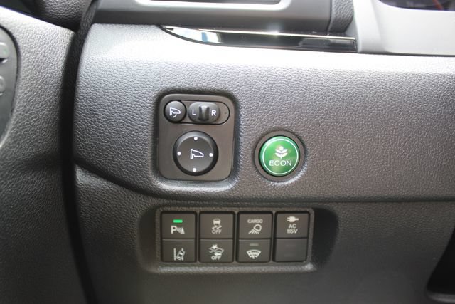 Used 2025 Honda Ridgeline Black Edition image 16