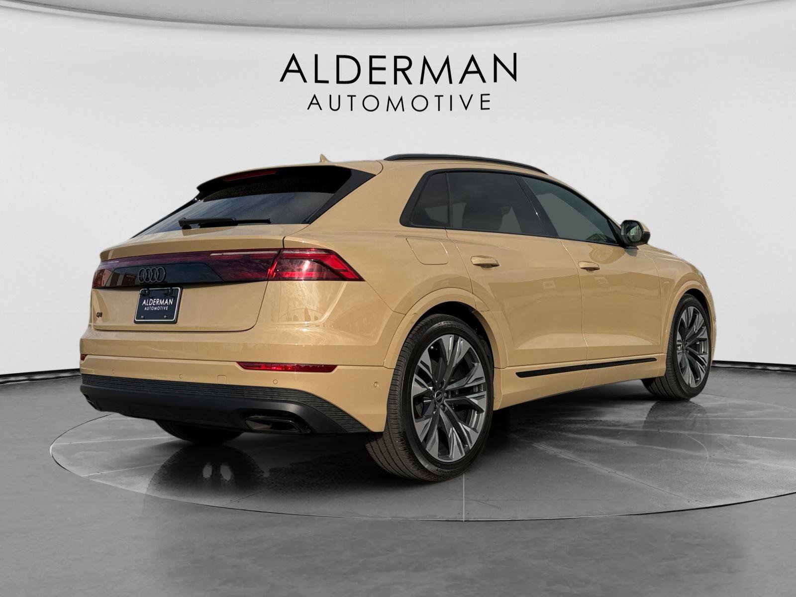 Used 2025 Audi Q8 Prestige image 5